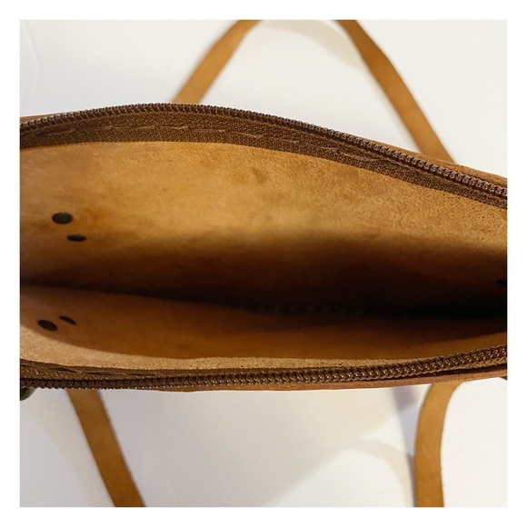 VINTAGE - LEATHER TOOLED ENVELOPE STYLE HANDBAG - Picture 9 of 9